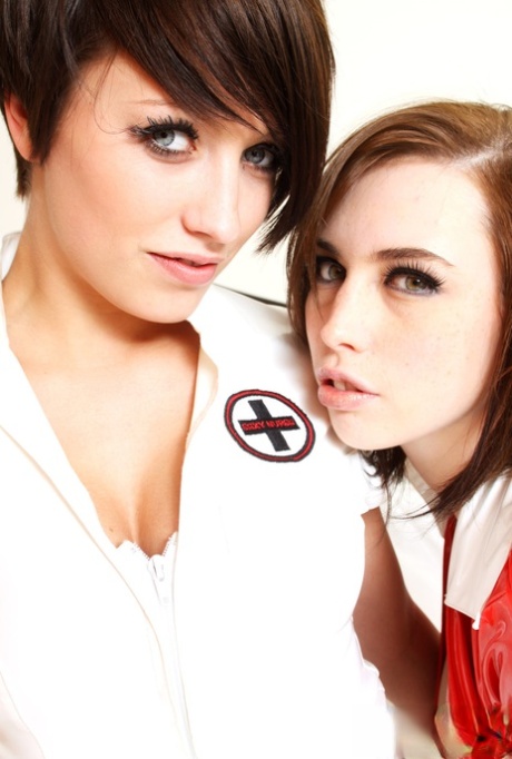 short hair lesbian teen best picture