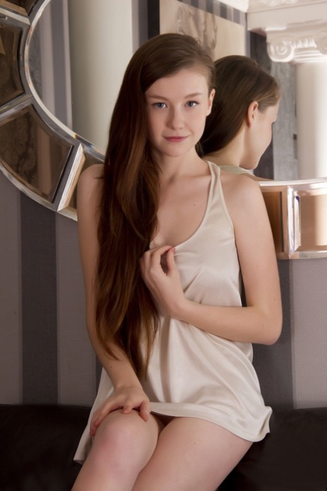 Emily Bloom art actress picture