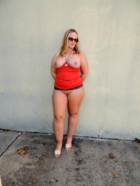 fat blonde neighbor pretty archive