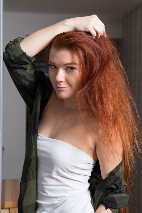 redhead real estate agent nudes image