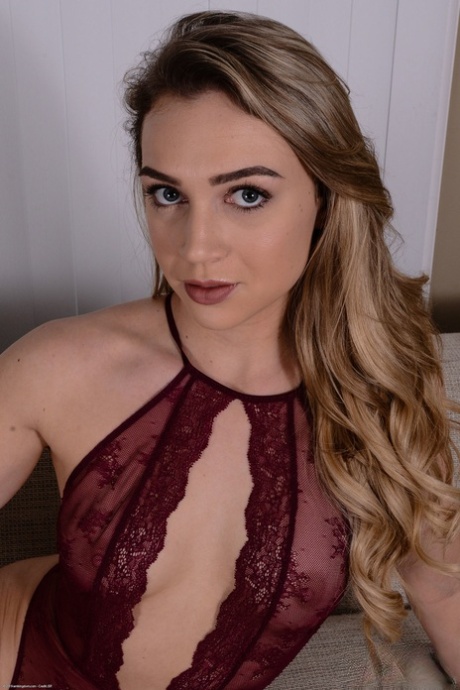 Zoey Taylor xxx star photos